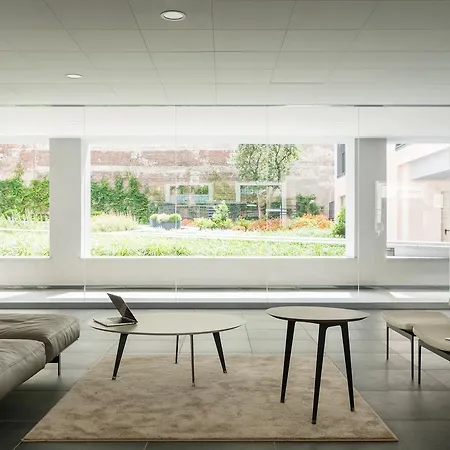 Joivy Sunny 1-bed Flat With Balcony Apartment